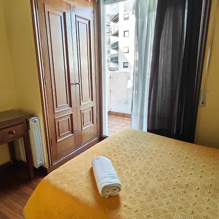 Residencia Buenos Aires 招待所 3*