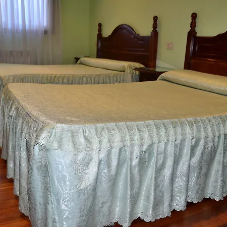 Residencia Buenos Aires 招待所 3*