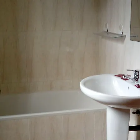 Residencia Buenos Aires 招待所 比戈