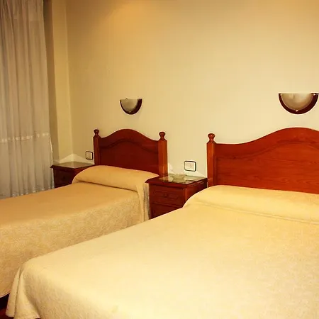 Residencia Buenos Aires 3* Виго