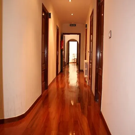 Residencia Buenos Aires 3* 比戈